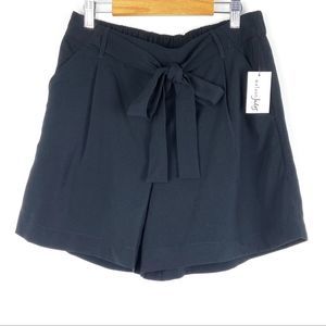 New MAISON JULES walking shorts Medium black tie